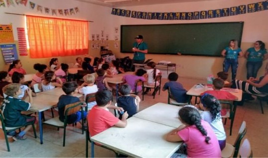 imagem destaque da noticia Mais de 500 alunos dos bairros Moreiras e Mato Dentro participam do CERIM na Minha Escola