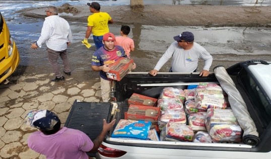 imagem destaque da noticia CERIM faz doações às vítimas das enchentes no bairro Santa Ella em Araçariguama